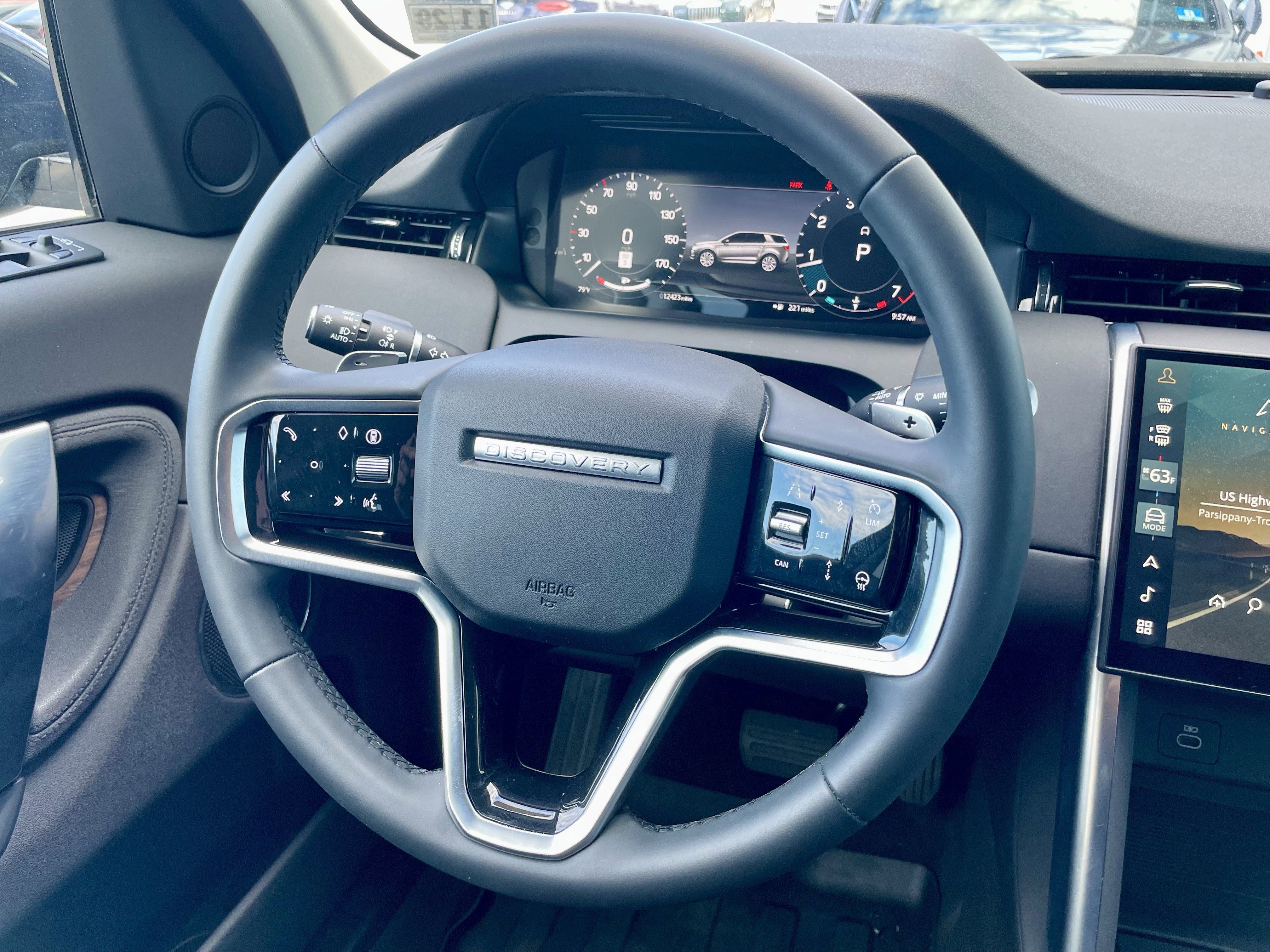 Certified 2024 Land Rover Discovery Sport S image 21