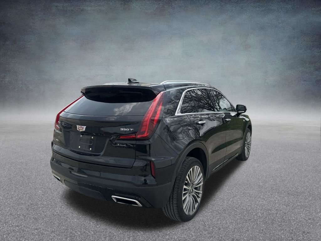 Used 2024 Cadillac XT4 Premium Luxury image 6