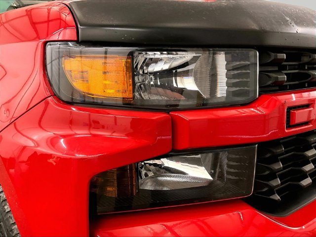 Used 2020 Chevrolet Silverado 1500 Custom w/ Custom Value Package AWD/4WD image 27