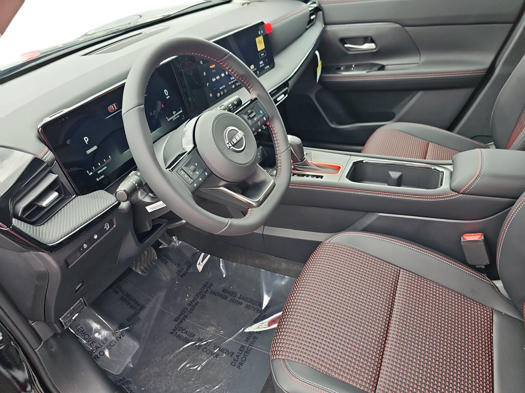 New 2027 Nissan Kicks SR w/ SR Premium Package FWD image 16