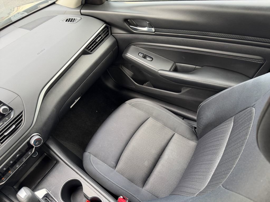 Used 2019 Nissan Altima 2.5 S FWD image 23