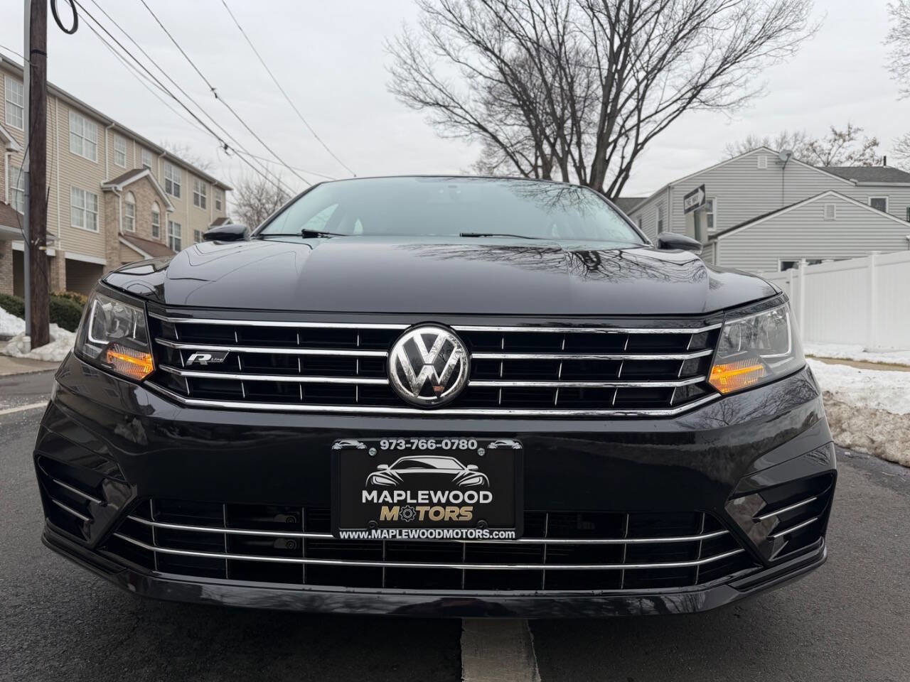 Used 2017 Volkswagen Passat 1.8T R-Line image 3