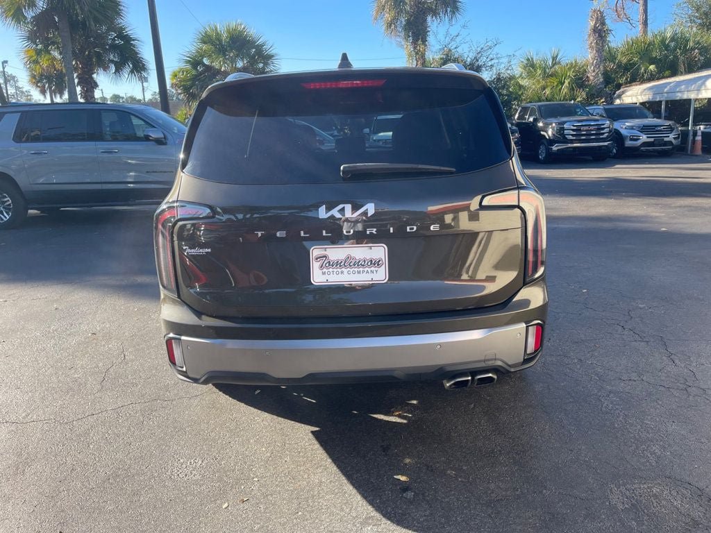 Used 2025 Kia Telluride SX FWD image 4