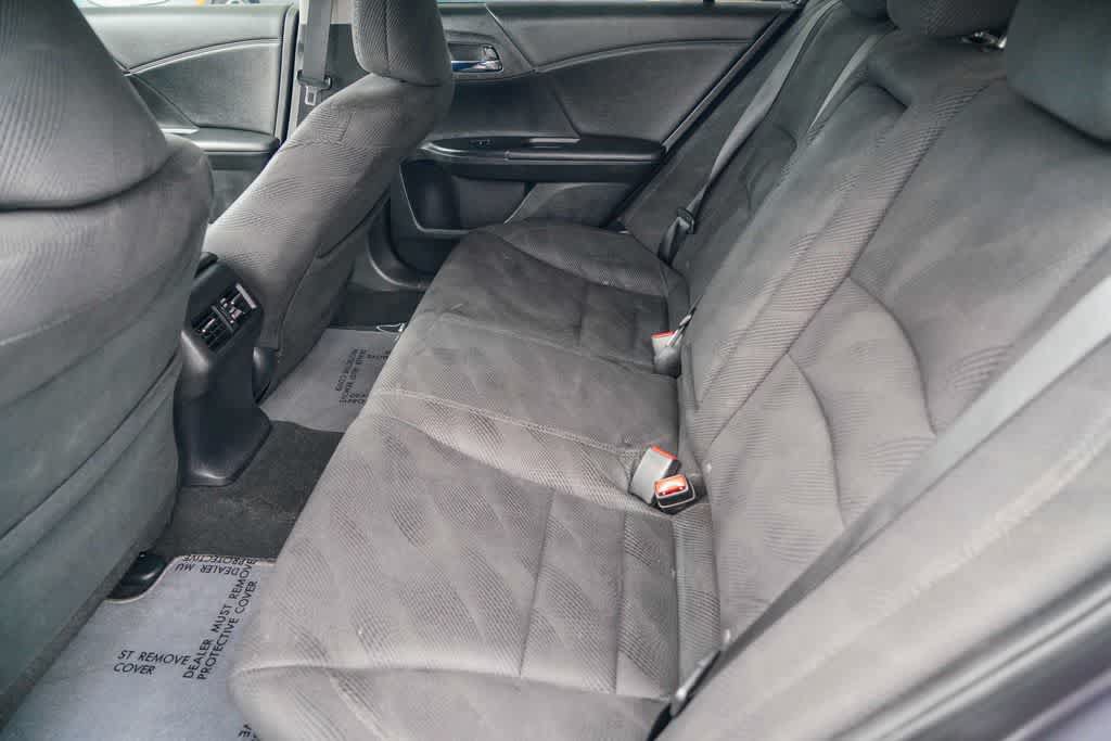 Used 2017 Honda Accord EX image 17