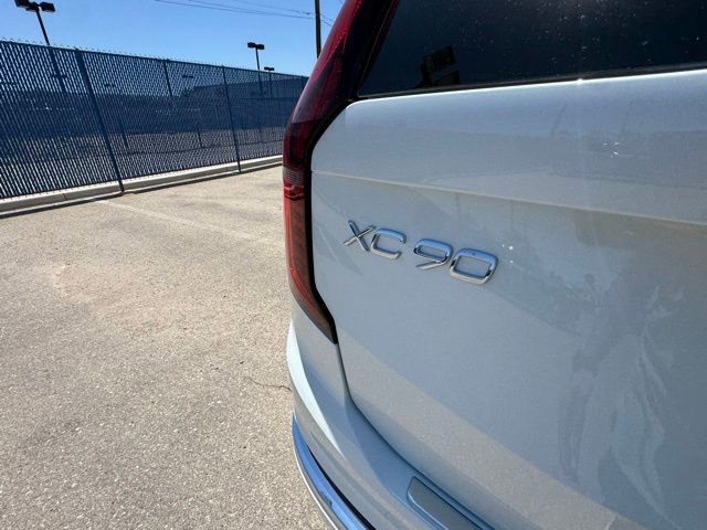 New 2025 Volvo XC90 T8 Ultra w/ Protection Package Premier image 9
