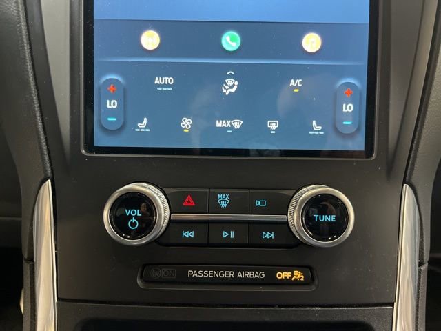 Used 2021 Ford Edge ST image 23