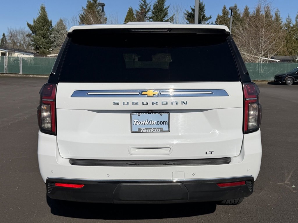 Used 2023 Chevrolet Suburban LT image 7