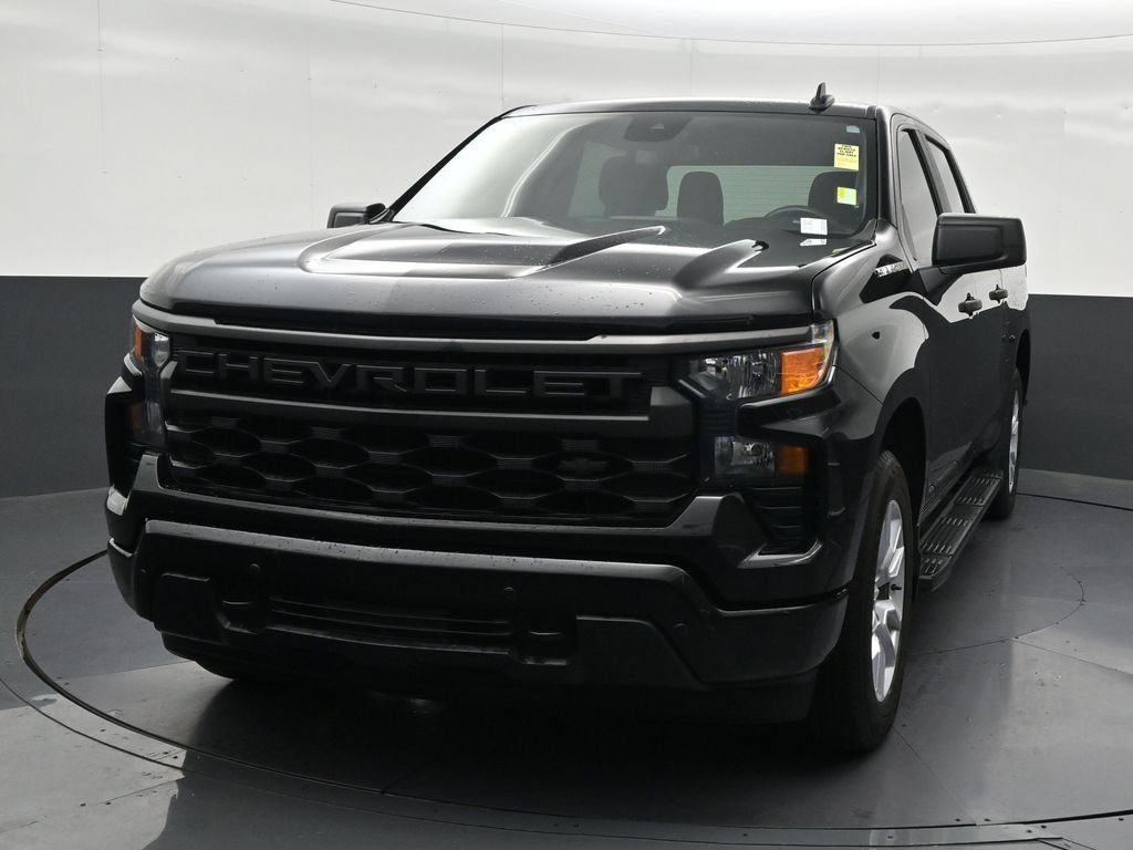 Used 2023 Chevrolet Silverado 1500 Custom RWD image 9