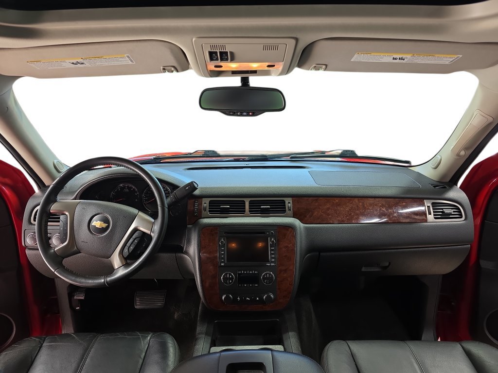 Used 2011 Chevrolet Avalanche LT AWD/4WD image 9