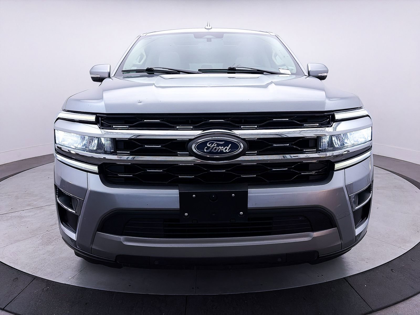 Used 2024 Ford Expedition Max Limited image 13