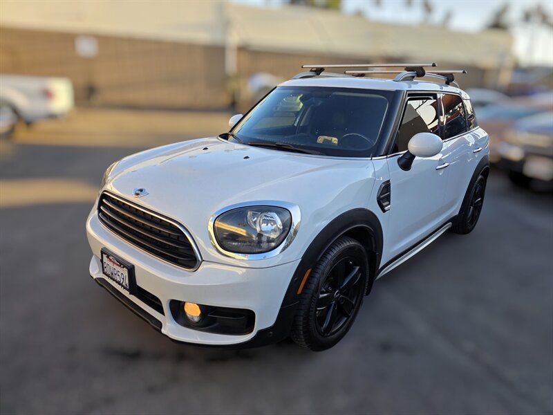 Used 2018 MINI Cooper Countryman FWD image 1