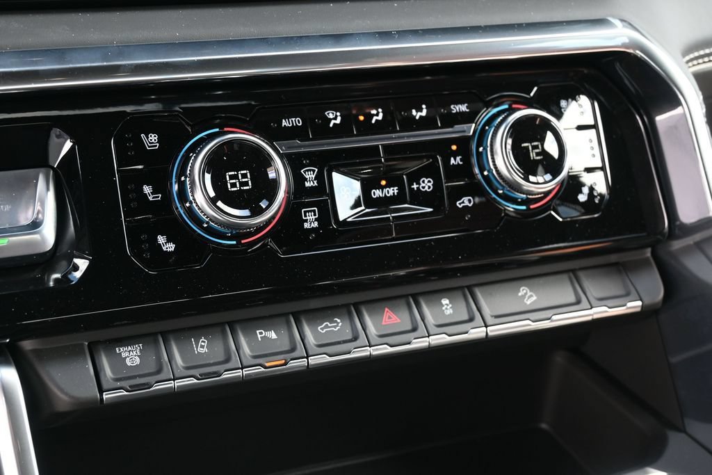 New 2026 GMC Sierra 3500 Denali Ultimate AWD/4WD image 29