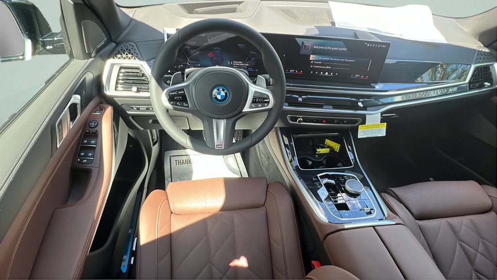 New 2026 BMW X5 xDrive50e w/ M Sport Package AWD/4WD image 11
