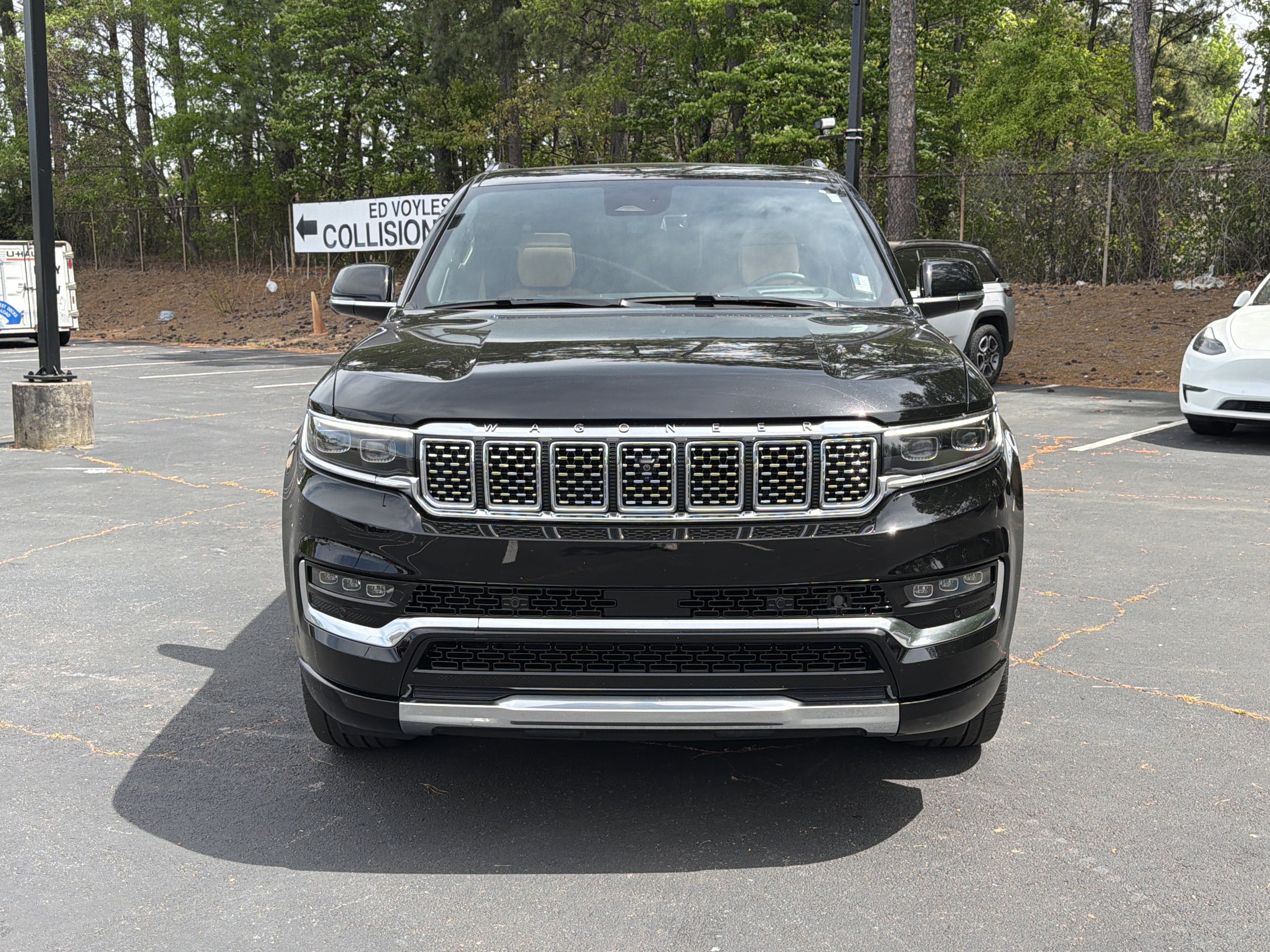 Used 2025 Jeep Grand Wagoneer Series III w/ Rear Seat Video Group 1 image 2