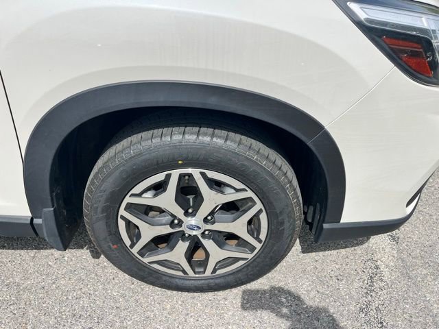 Used 2020 Subaru Forester Premium image 10