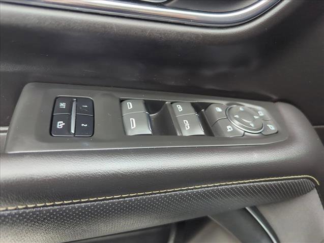 Used 2023 Chevrolet Suburban Premier RWD image 30