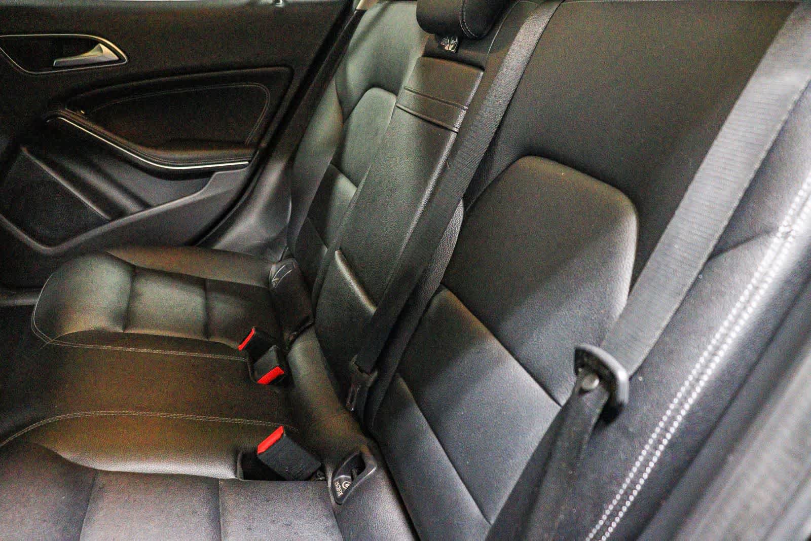 Used 2015 Mercedes-Benz GLA 250 image 19