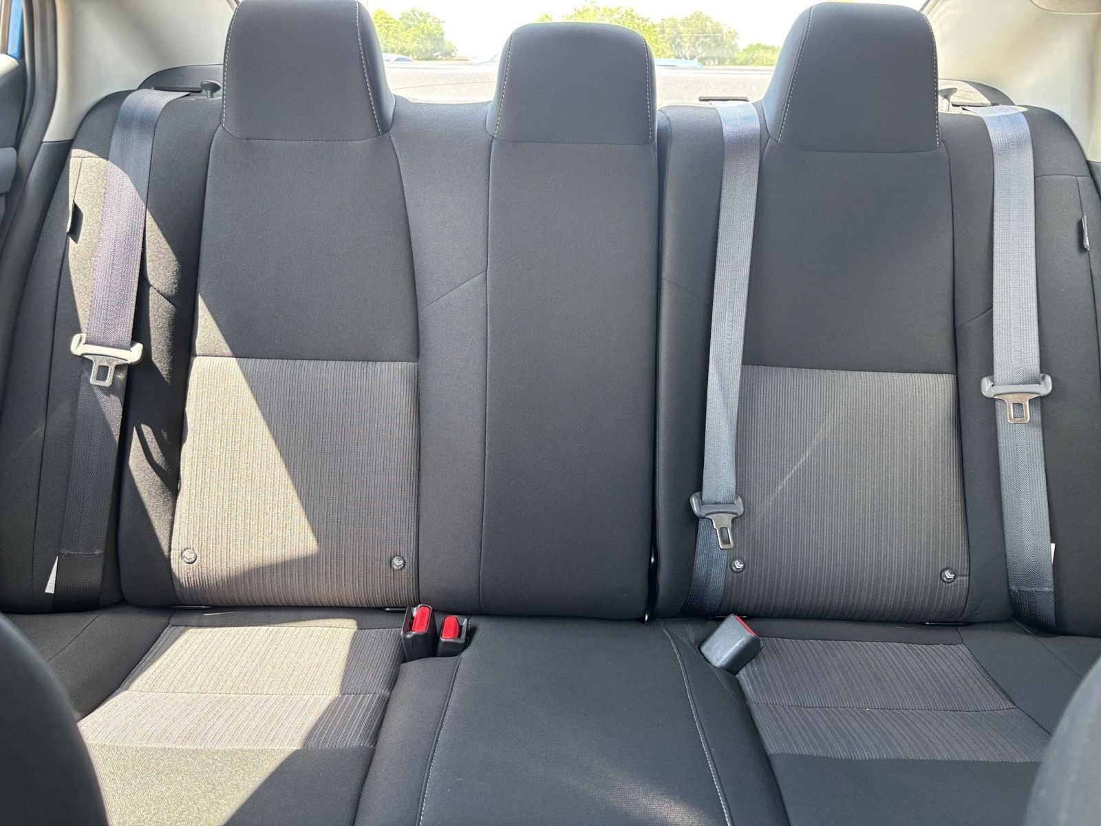 Used 2025 Nissan Sentra SV FWD image 36