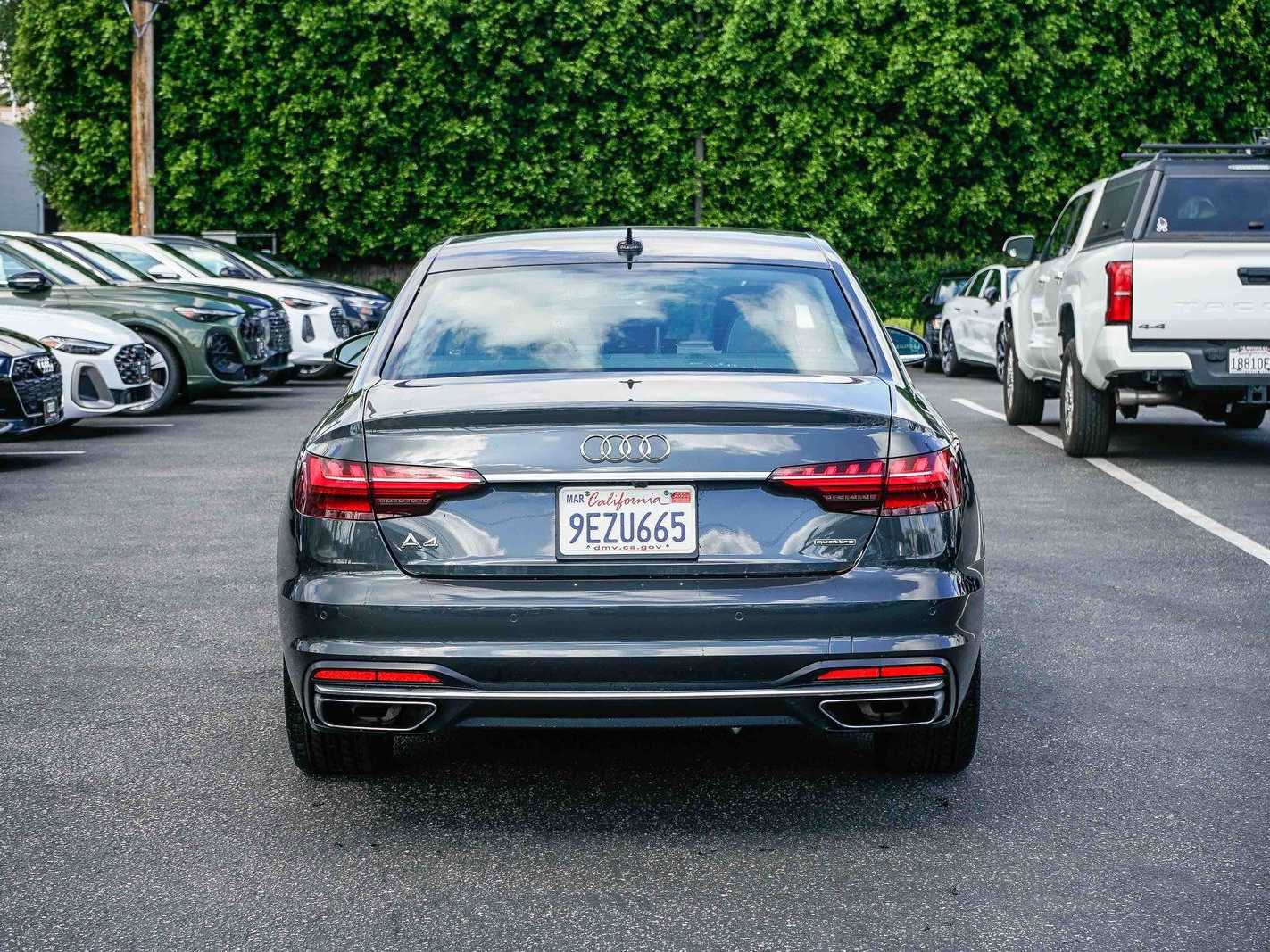 Used 2023 Audi A4 2.0T Premium w/ Convenience Package image 3