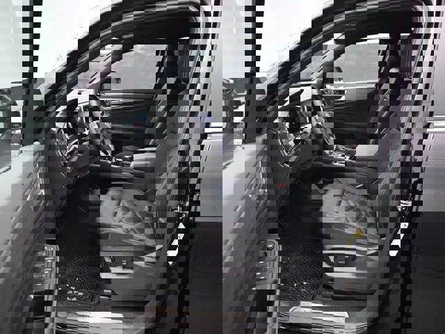 New 2026 Volkswagen Atlas Cross Sport SE image 9