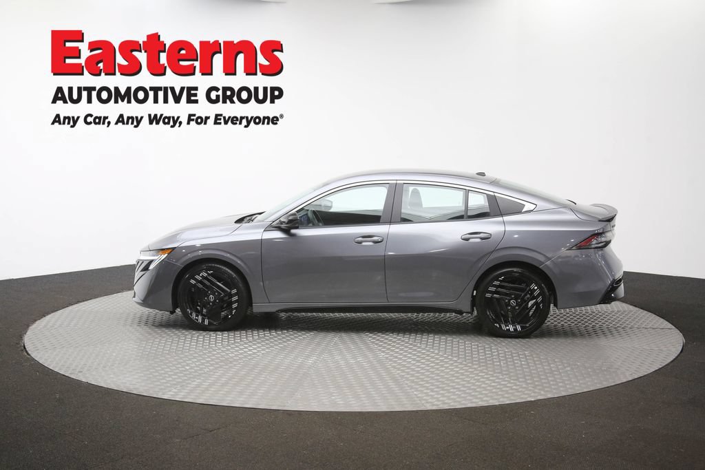 Used 2026 Nissan Sentra SR w/ Floor Mat Package FWD image 58