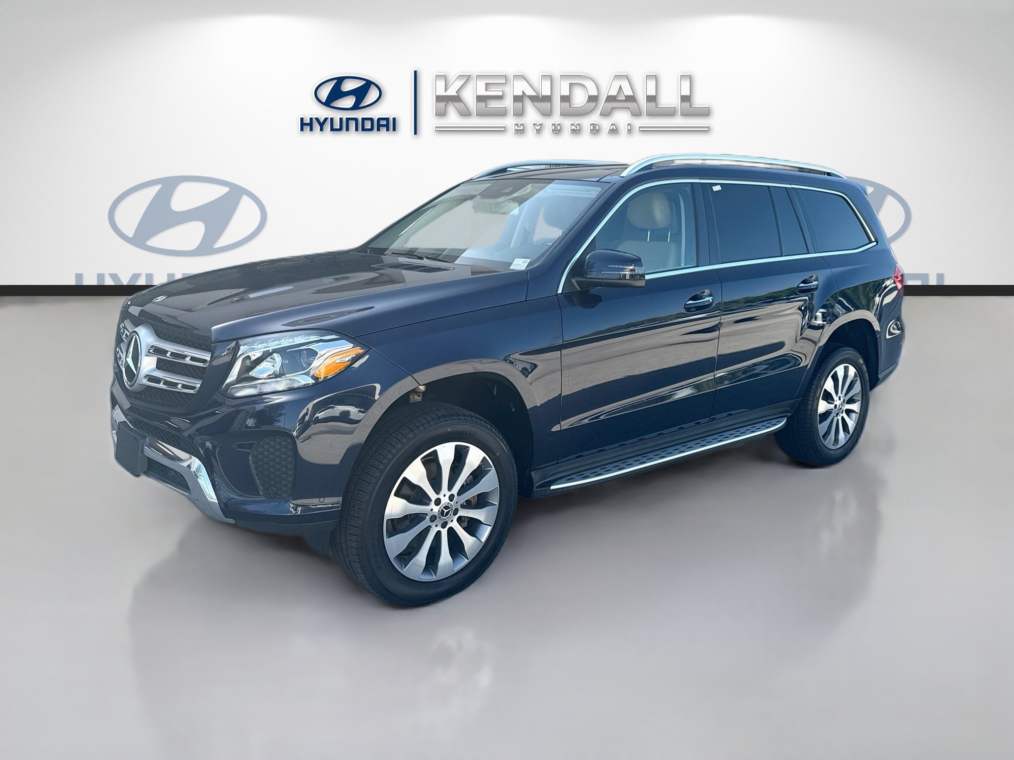 Used 2018 Mercedes-Benz GLS 450 4MATIC w/ Premium Package image 3