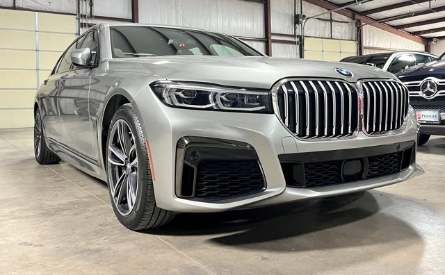 Used 2021 BMW 750i xDrive w/ M Sport Package
