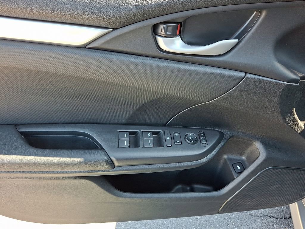 Used 2019 Honda Civic Sport image 14