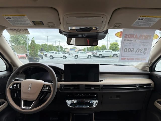Used 2023 Lincoln Corsair AWD image 10