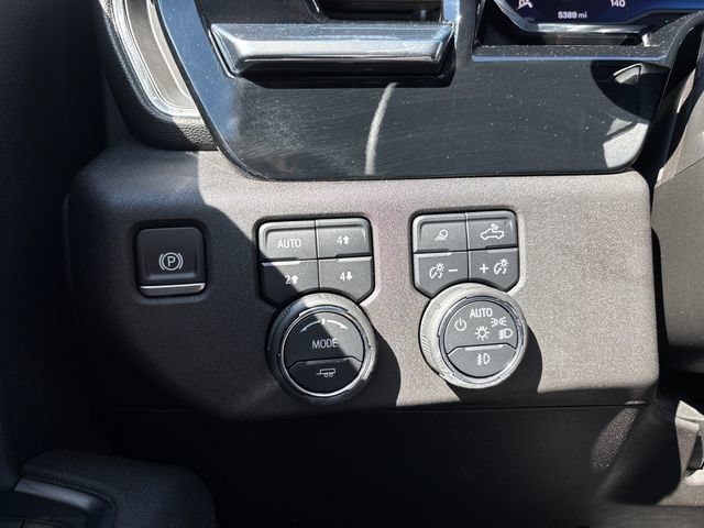 Certified 2025 Chevrolet Silverado 1500 RST AWD/4WD image 17