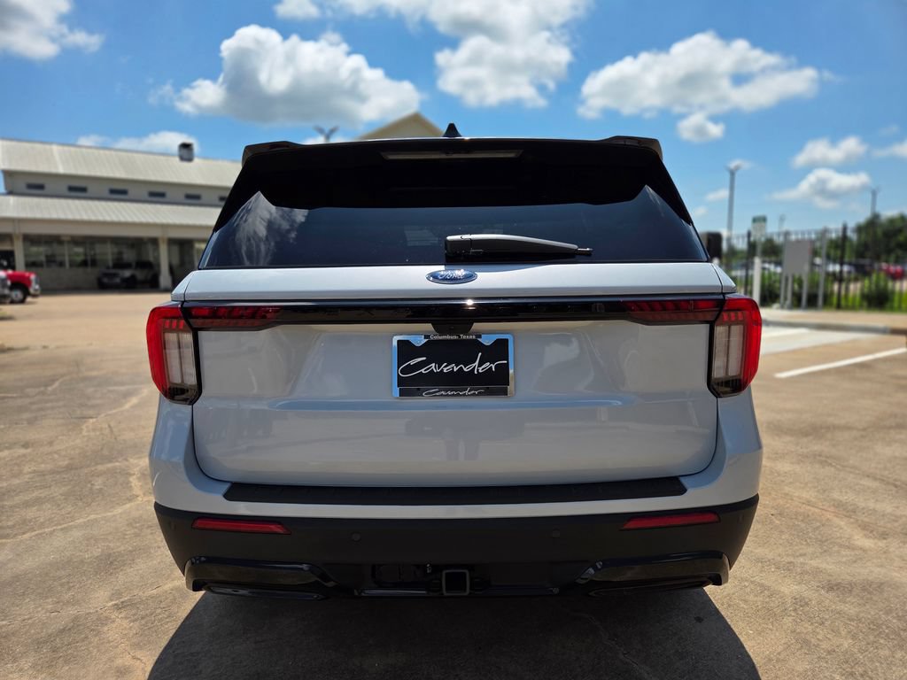 New 2026 Ford Explorer ST-Line w/ ST-Line Street Pack RWD image 13
