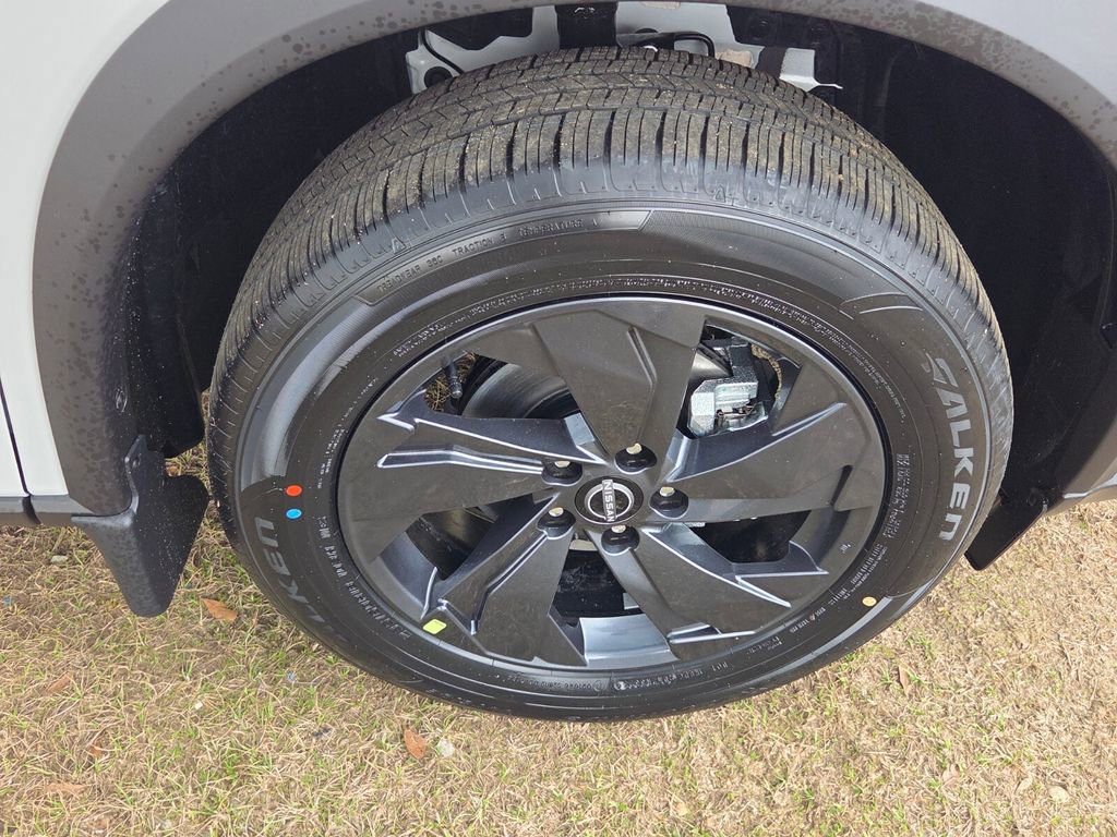 New 2026 Nissan Rogue SV image 14