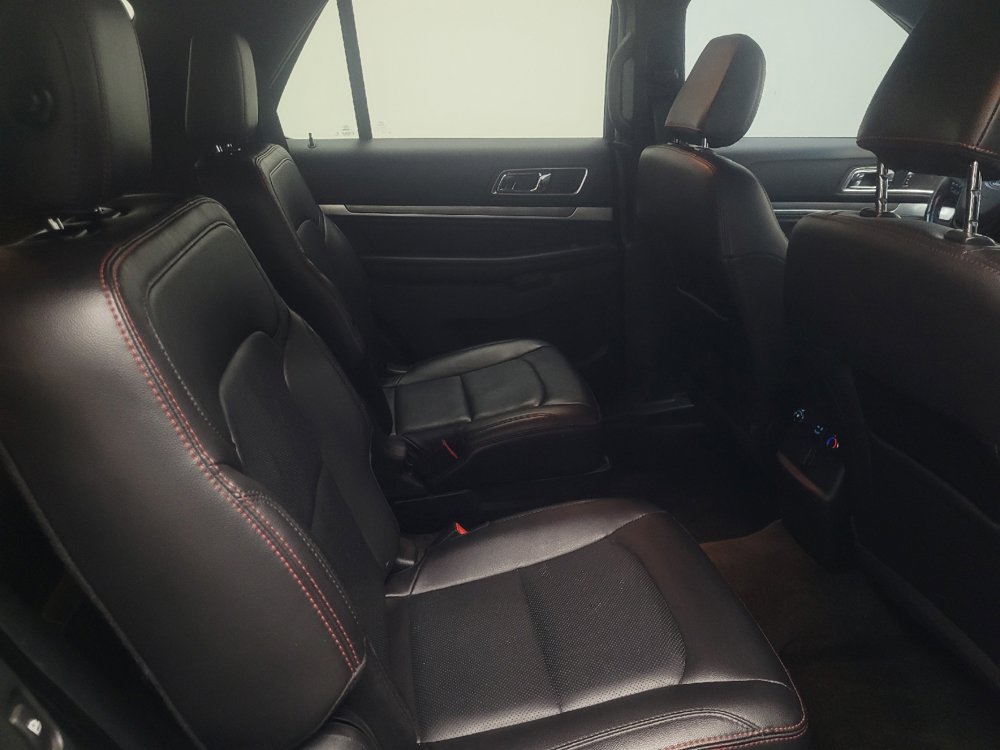 Used 2018 Ford Explorer Sport AWD/4WD image 19