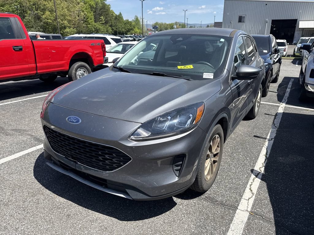 Used 2021 Ford Escape SE image 5