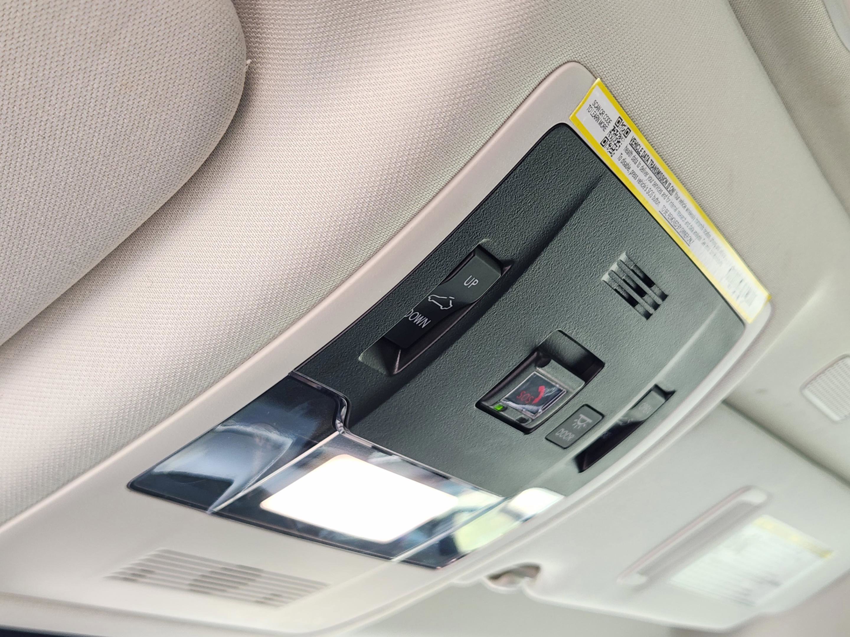 Used 2025 Lexus ES 350 w/ Premium Package image 22