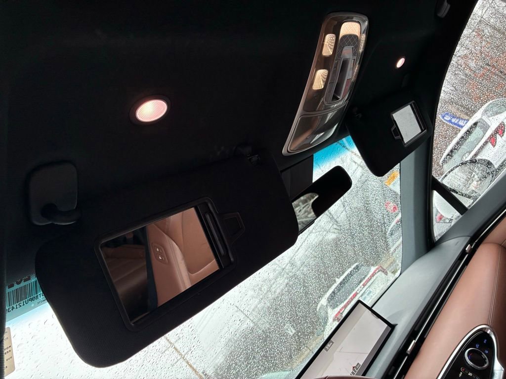 Used 2023 Genesis GV70 2.5T w/ Advanced Package image 46