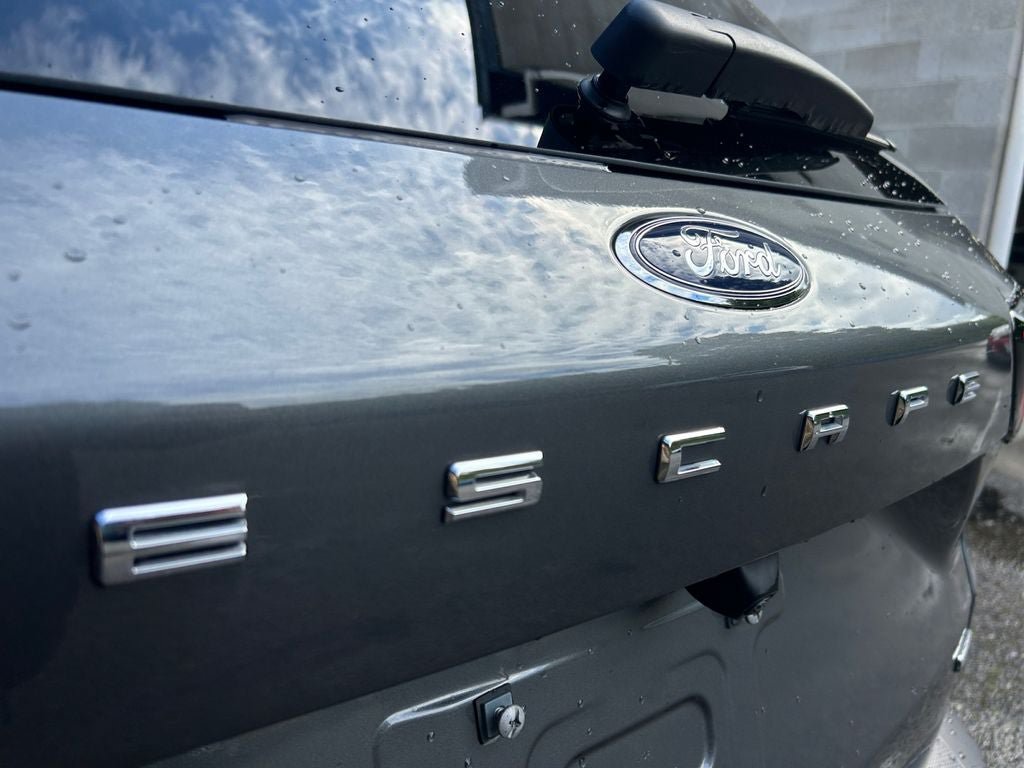Used 2025 Ford Escape SE FWD image 33