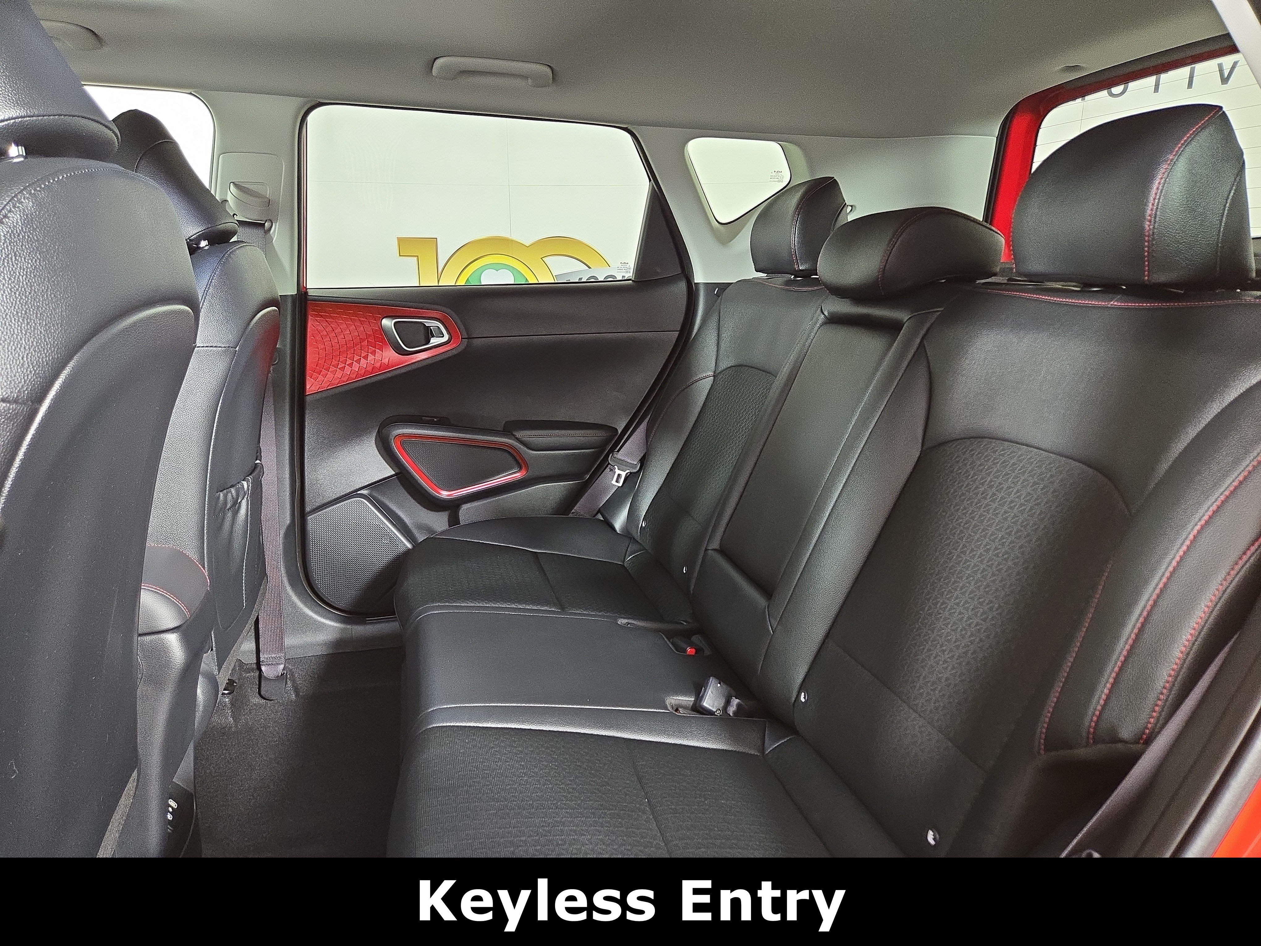 Used 2025 Kia Soul GT-Line w/ GT-Line Technology Package FWD image 11