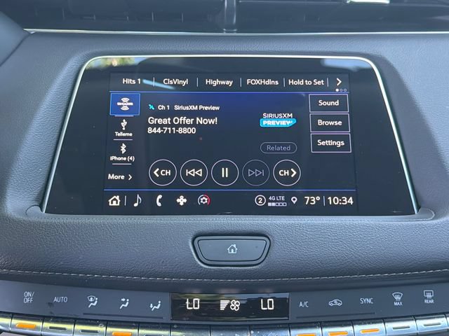 Used 2023 Cadillac XT4 Luxury w/ Cold Weather Package FWD image 29