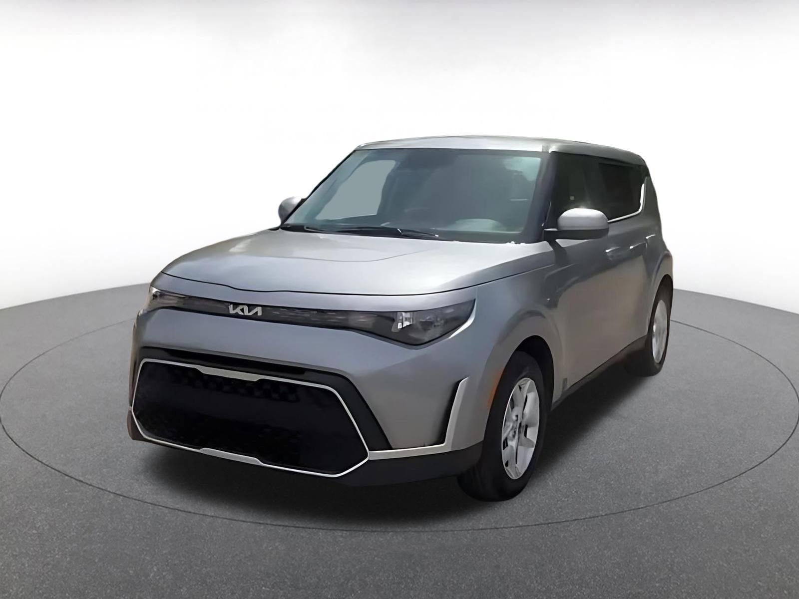 Used 2025 Kia Soul LX w/ LX Technology Package image 7