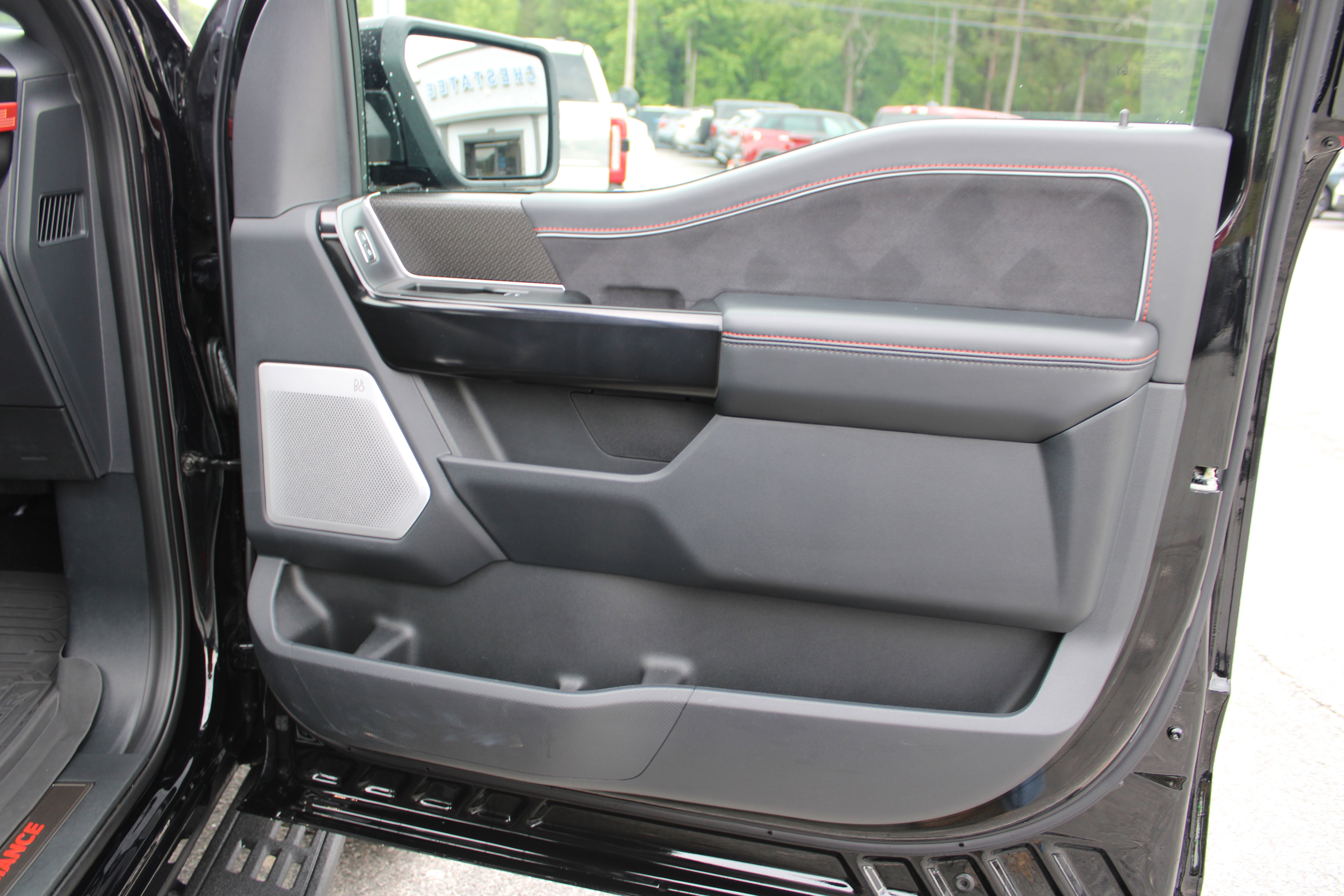Used 2025 Ford F150 Raptor w/ Equipment Group 803A Raptor R AWD/4WD image 18