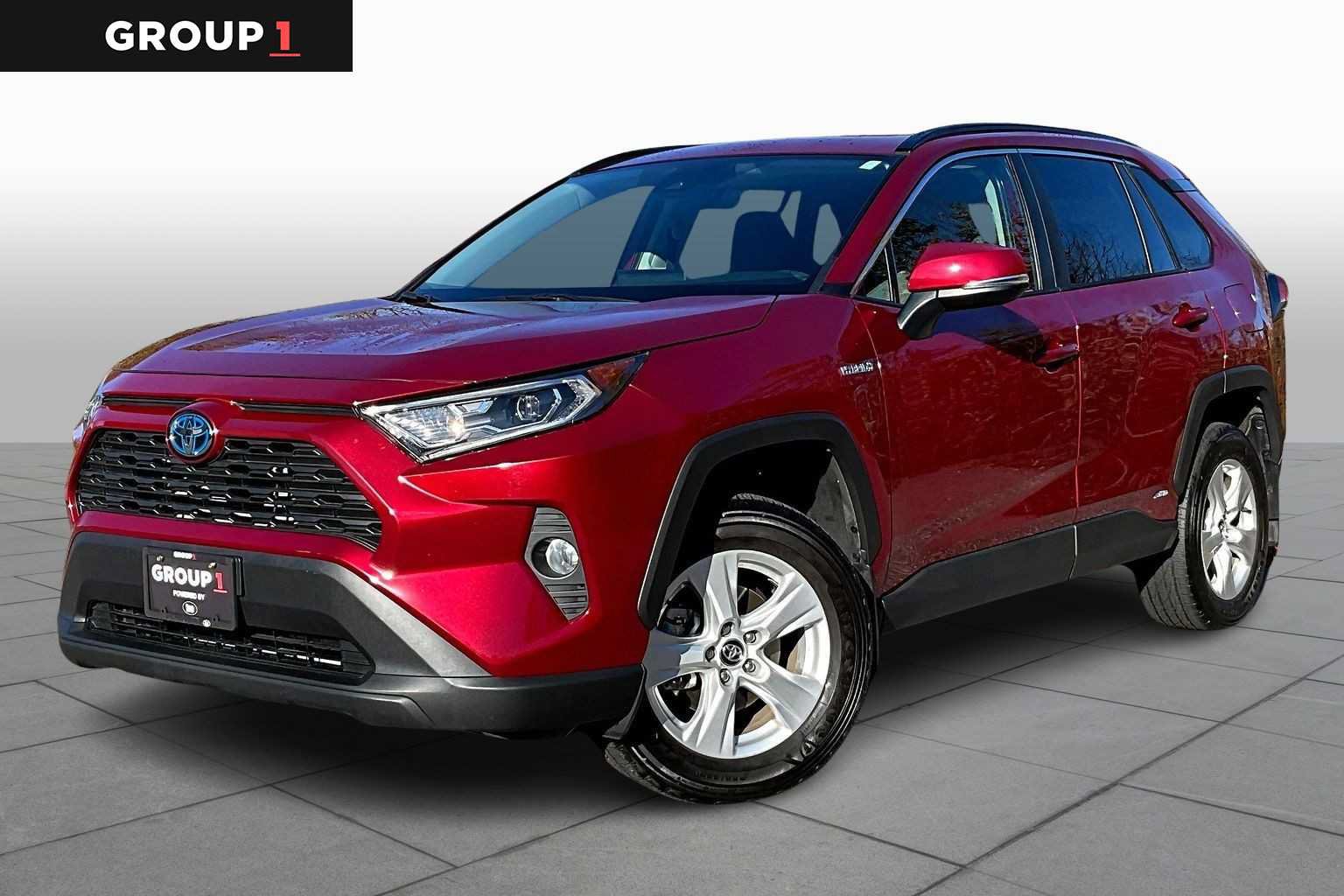 Used 2021 Toyota RAV4 XLE w/ Convenience Package