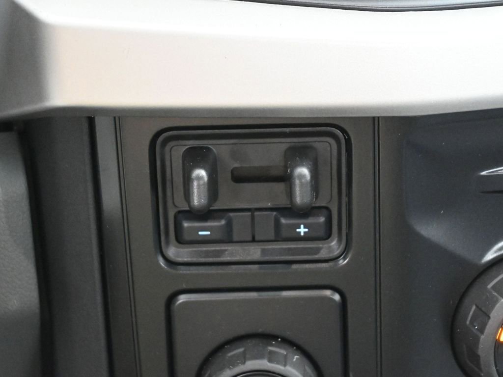 New 2026 Ford F350 XL w/ XL Chrome Package RWD image 18