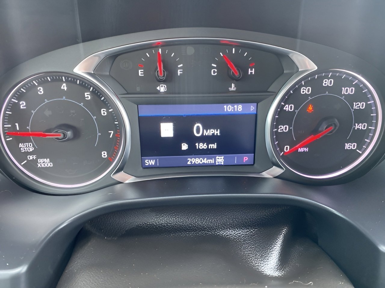 Used 2023 GMC Acadia SLT w/ Preferred Package image 16