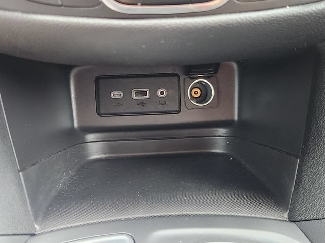 Used 2024 Chevrolet Equinox LT FWD image 23