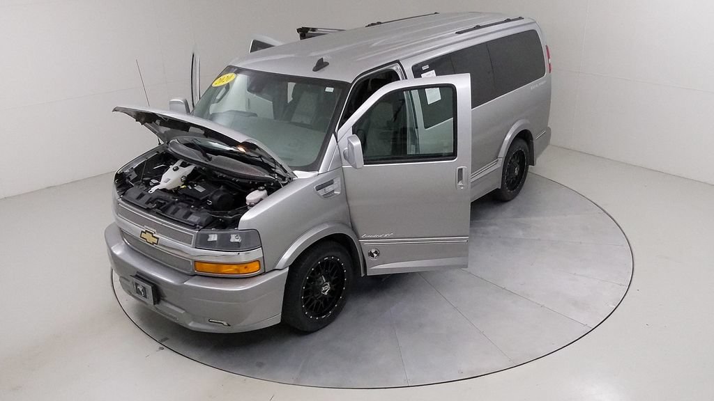 Used 2020 Chevrolet Express 2500 w/ Enhanced Convenience Package RWD image 46