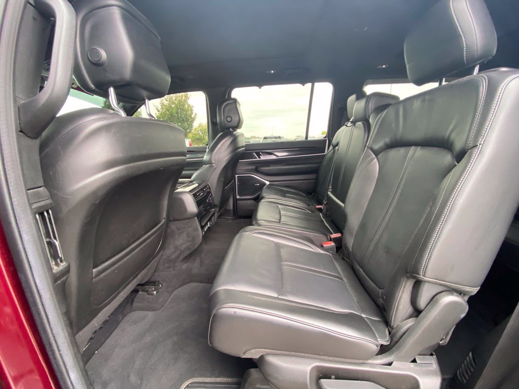 Used 2022 Jeep Wagoneer Series I w/ Convenience Group I AWD/4WD image 26