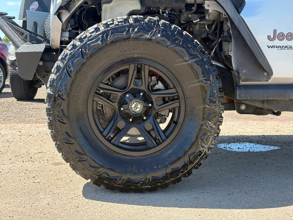 Used 2019 Jeep Wrangler Unlimited Rubicon AWD/4WD image 10