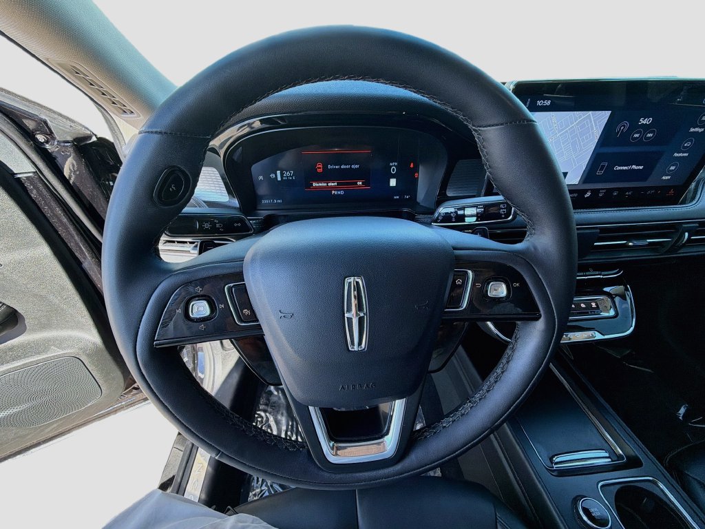 Used 2024 Lincoln Corsair FWD image 37