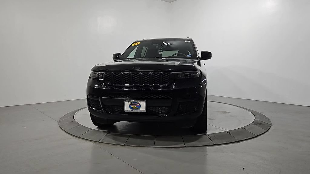 Used 2023 Jeep Grand Cherokee L Laredo AWD/4WD image 9